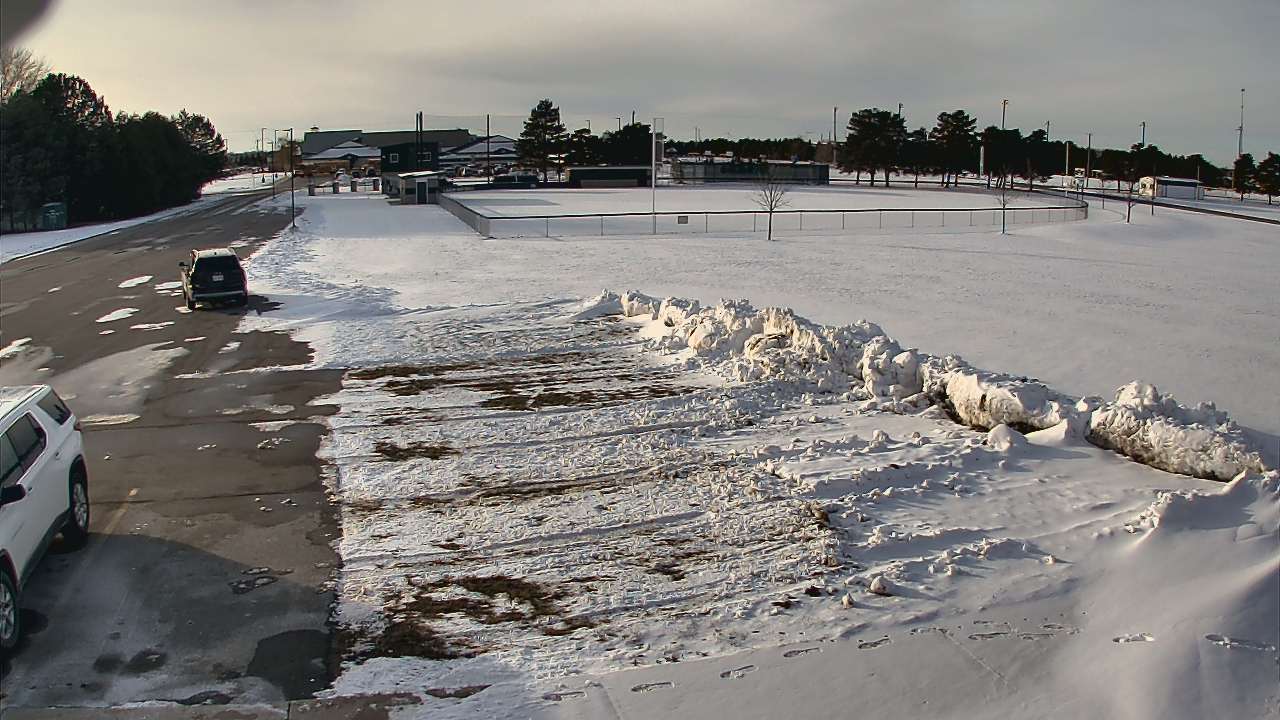 Thumbnail for current weather camera view from Laker ES in Pigeon, Michigan