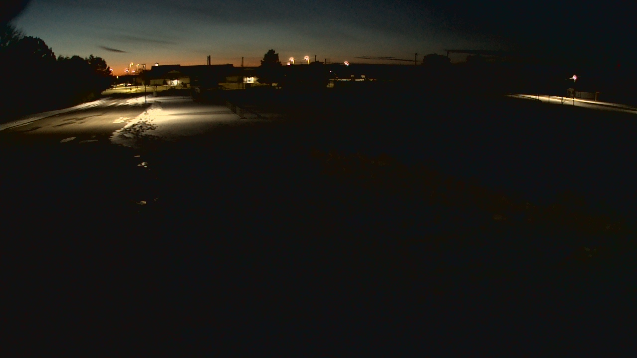 Thumbnail for current weather camera view from Laker ES in Pigeon, Michigan