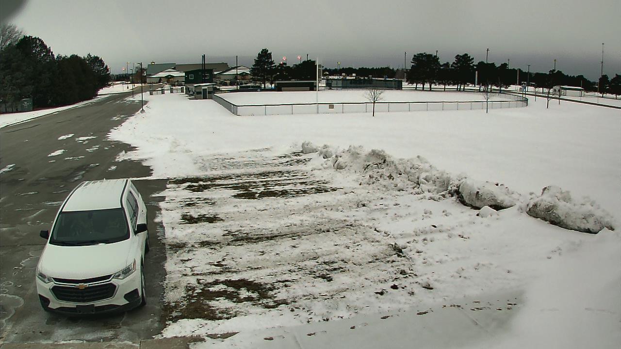 Thumbnail for current weather camera view from Laker ES in Pigeon, Michigan