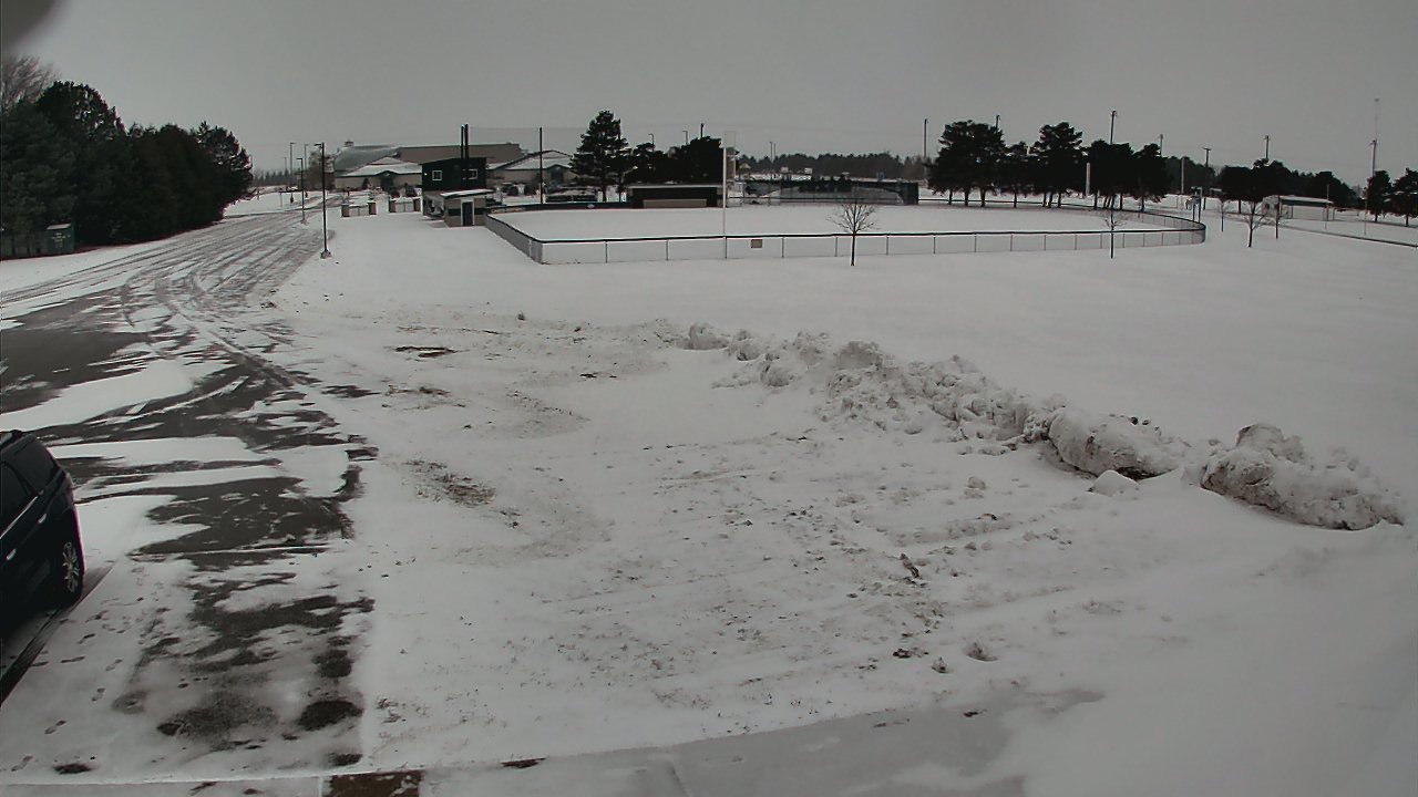 Thumbnail for current weather camera view from Laker ES in Pigeon, Michigan