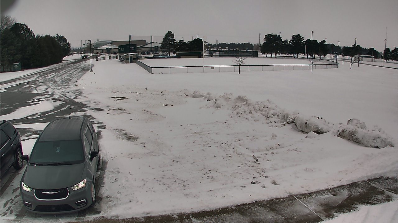 Thumbnail for current weather camera view from Laker ES in Pigeon, Michigan