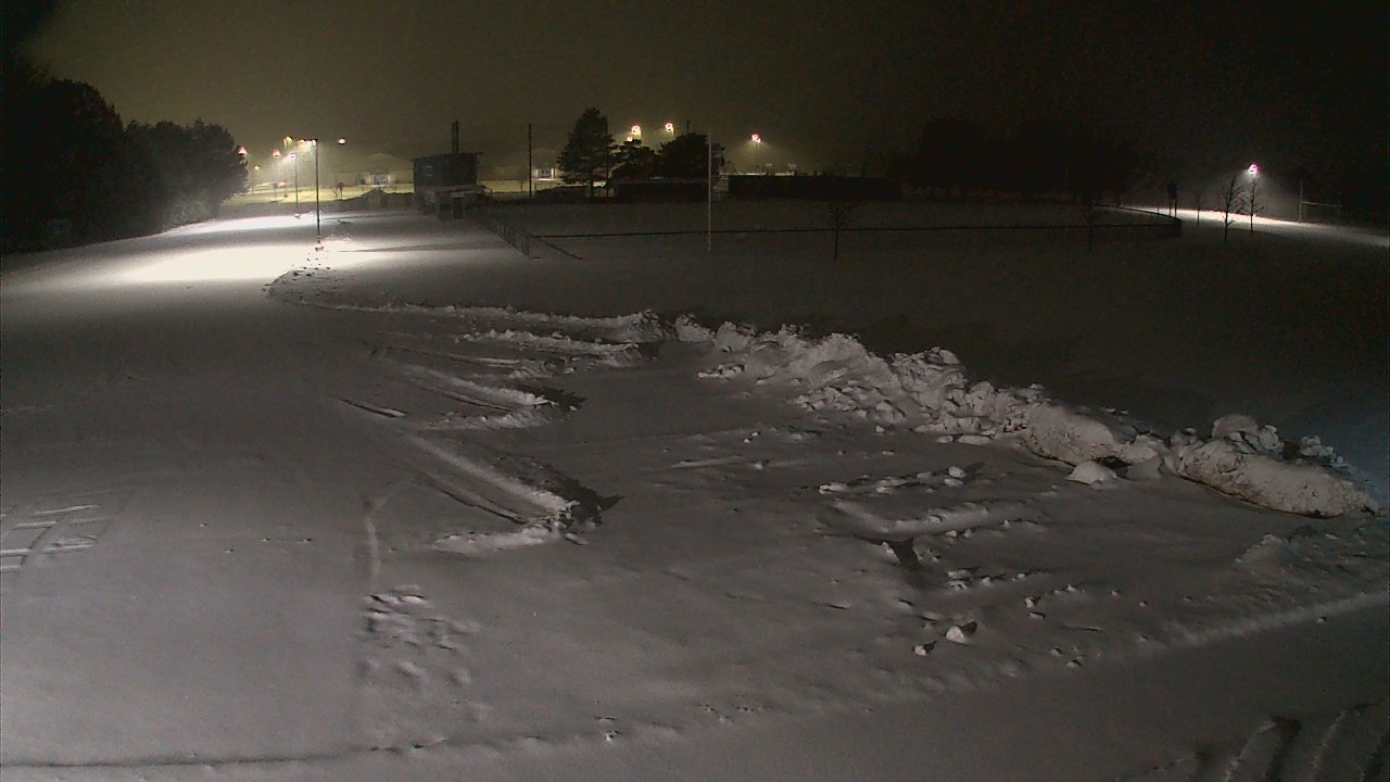 Thumbnail for current weather camera view from Laker ES in Pigeon, Michigan