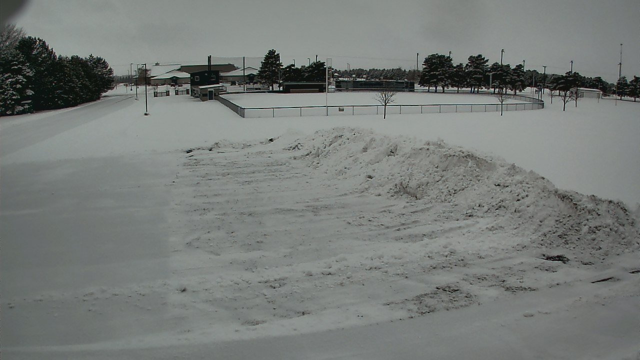 Thumbnail for current weather camera view from Laker ES in Pigeon, Michigan