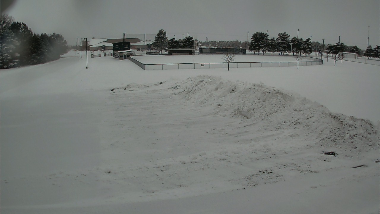 Thumbnail for current weather camera view from Laker ES in Pigeon, Michigan