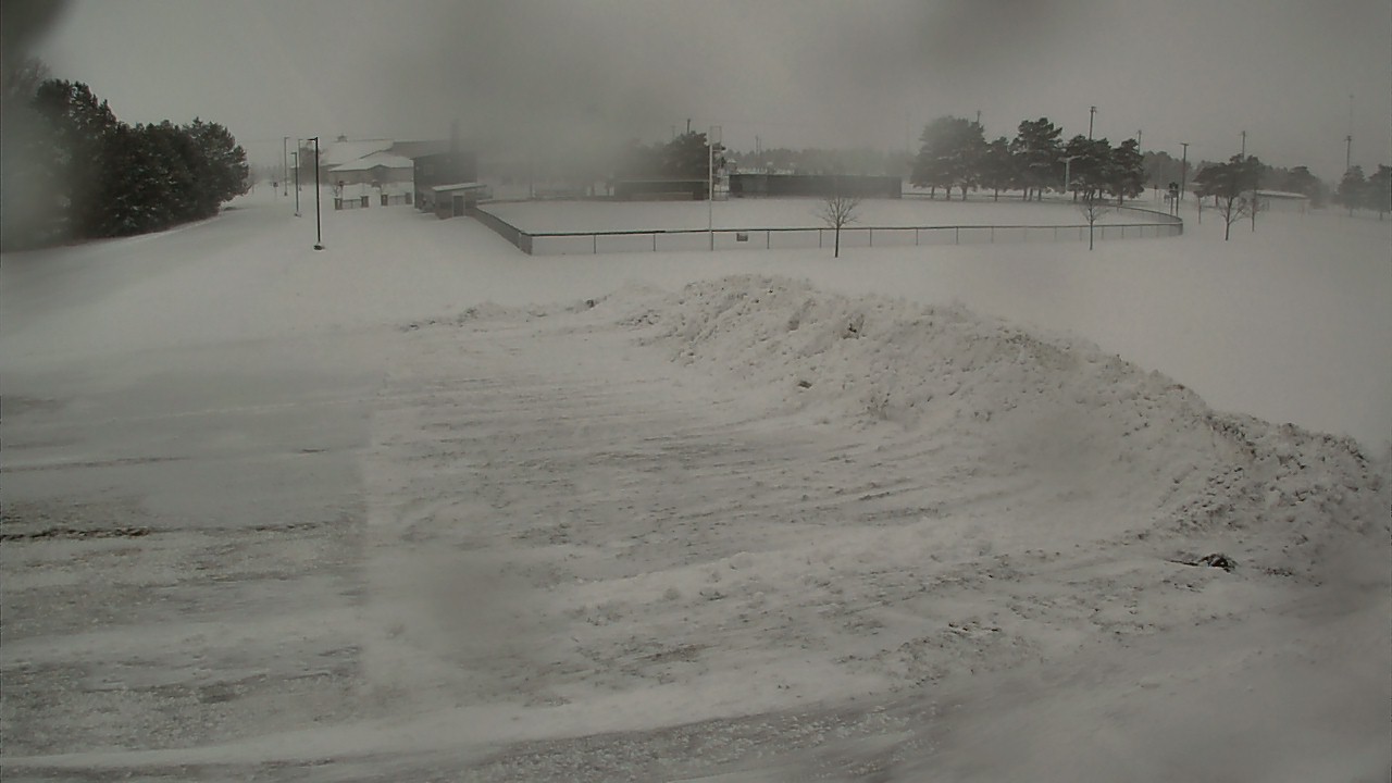 Thumbnail for current weather camera view from Laker ES in Pigeon, Michigan