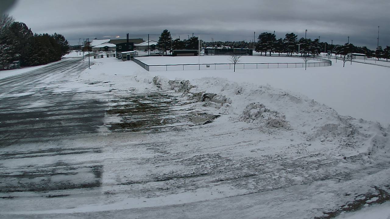 Thumbnail for current weather camera view from Laker ES in Pigeon, Michigan