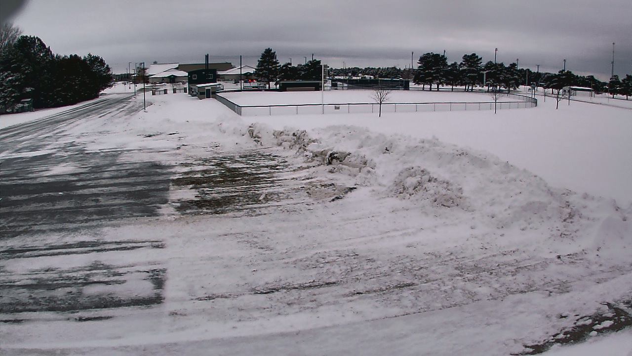 Thumbnail for current weather camera view from Laker ES in Pigeon, Michigan