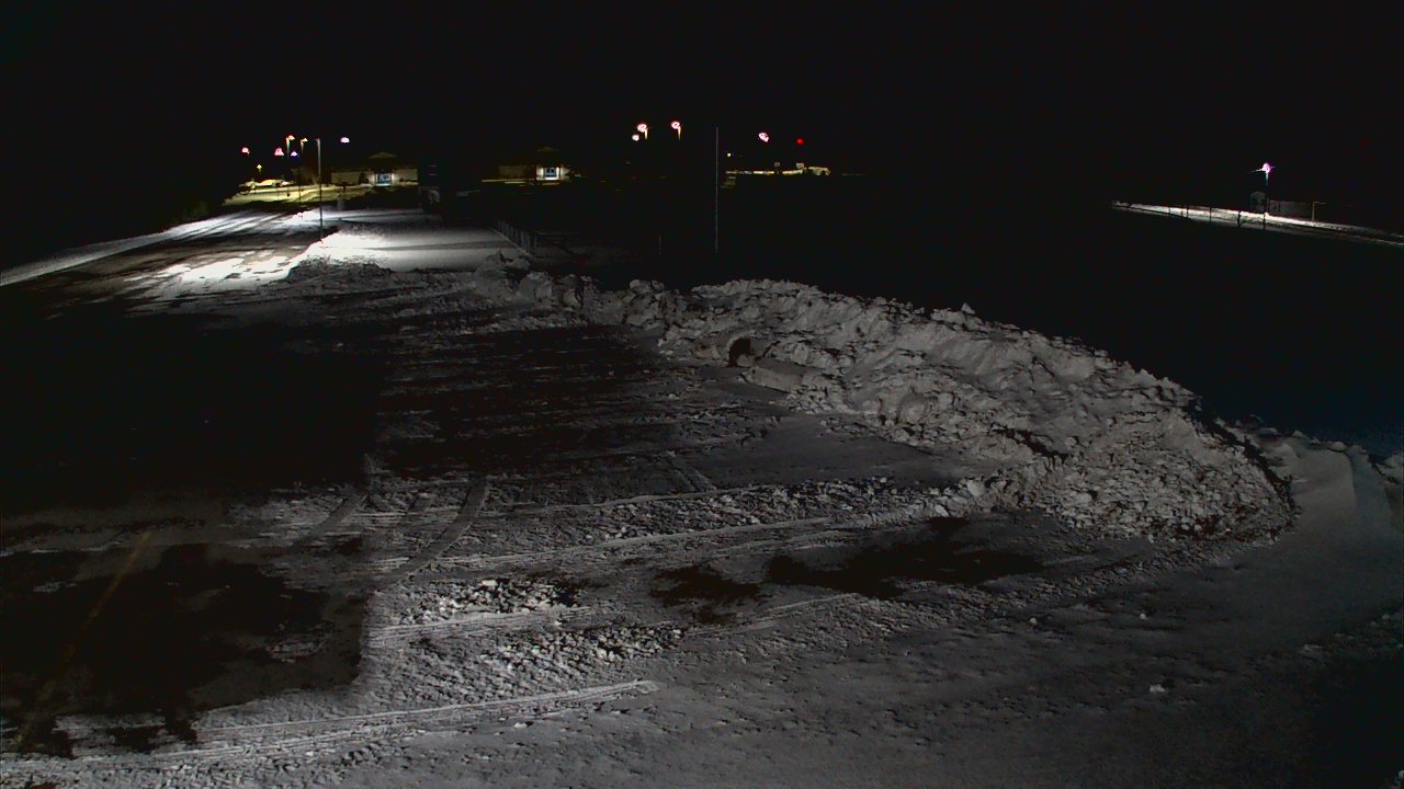 Thumbnail for current weather camera view from Laker ES in Pigeon, Michigan