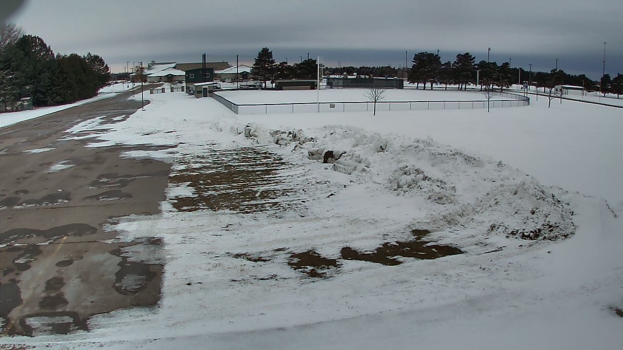 Thumbnail for current weather camera view from Laker ES in Pigeon, Michigan