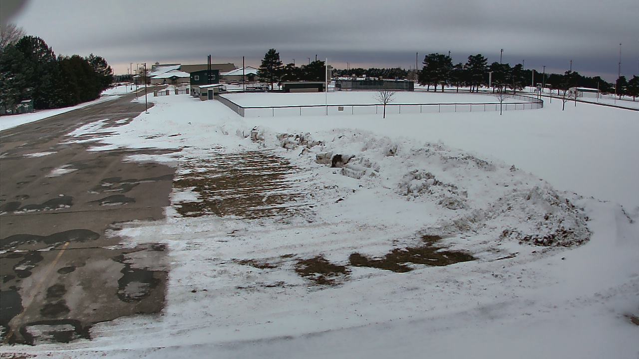 Thumbnail for current weather camera view from Laker ES in Pigeon, Michigan