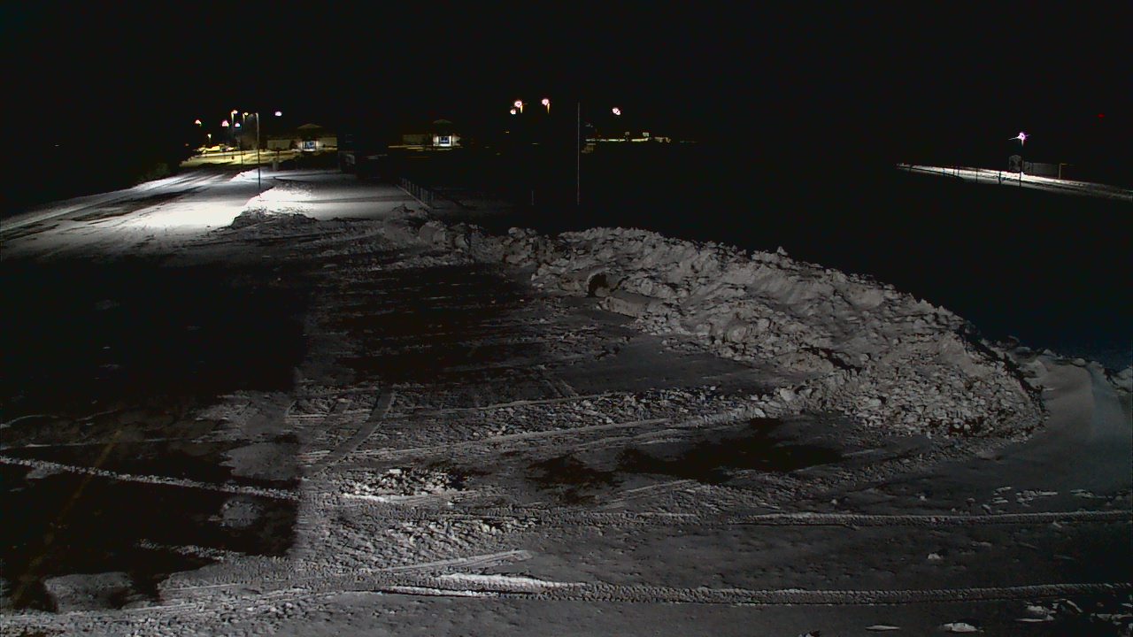 Thumbnail for current weather camera view from Laker ES in Pigeon, Michigan