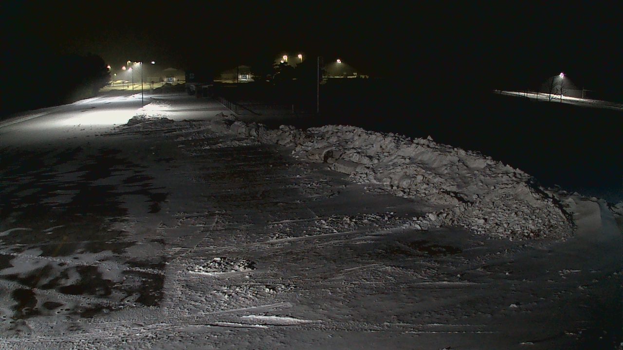 Thumbnail for current weather camera view from Laker ES in Pigeon, Michigan