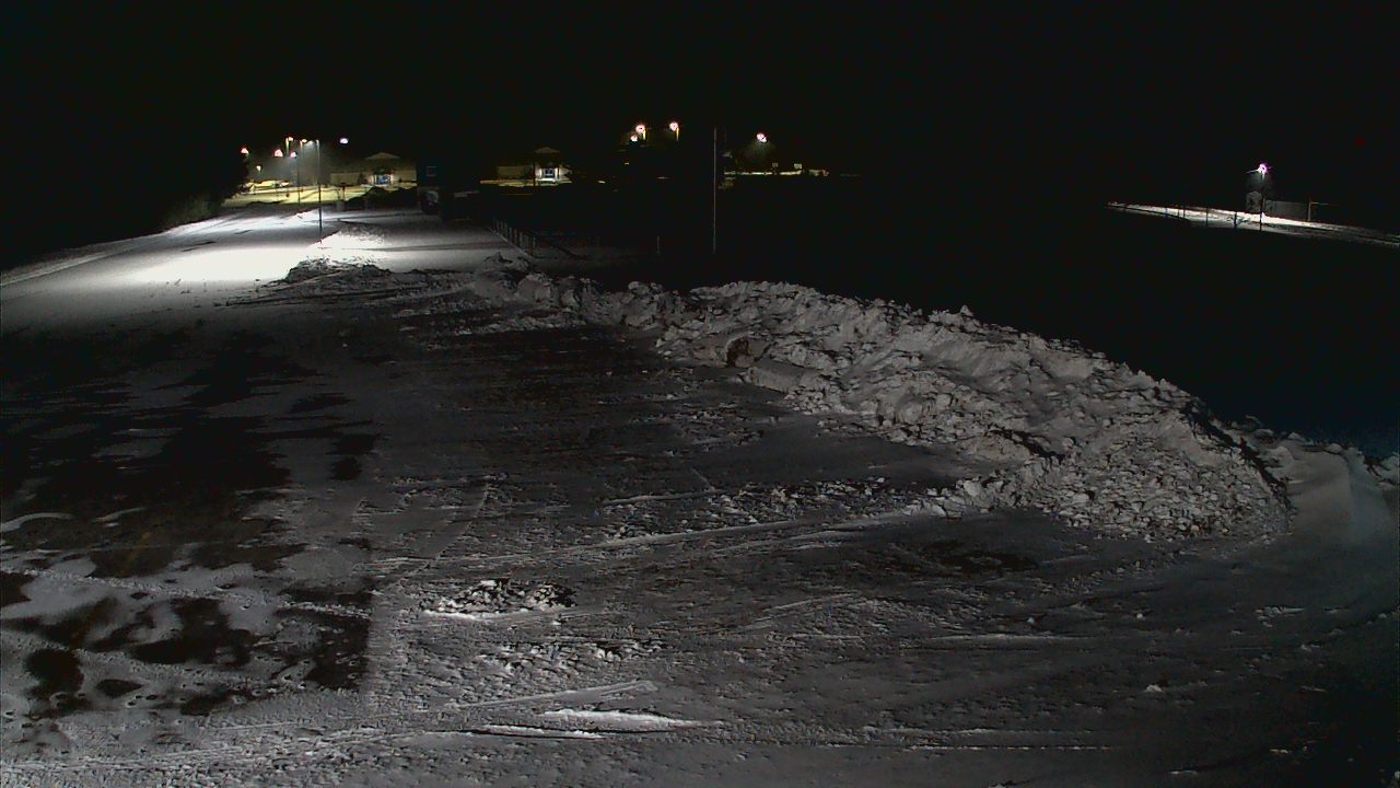 Thumbnail for current weather camera view from Laker ES in Pigeon, Michigan