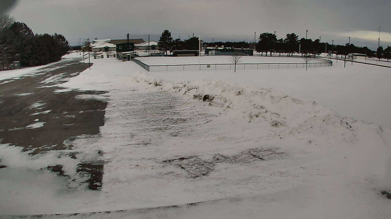 Thumbnail for current weather camera view from Laker ES in Pigeon, Michigan