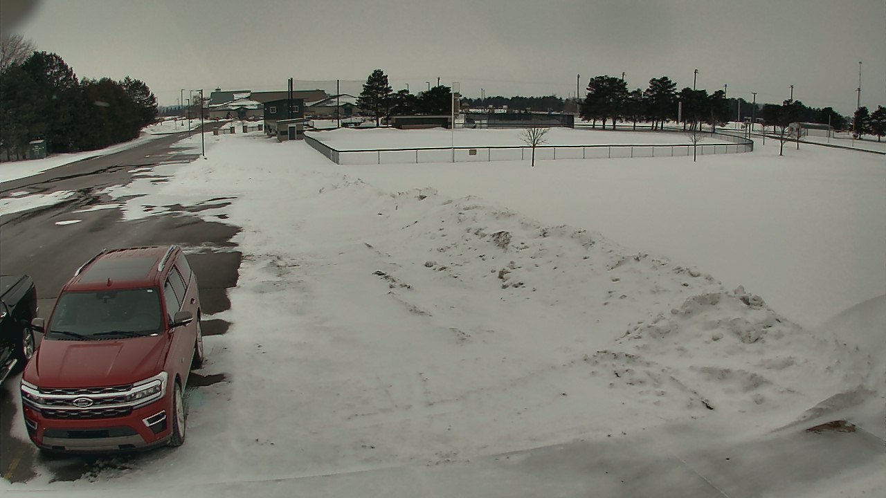 Thumbnail for current weather camera view from Laker ES in Pigeon, Michigan