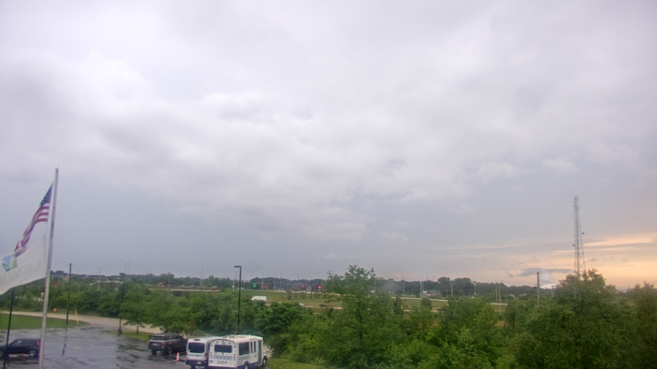Thumbnail for current weather camera view from Lemont Twp Community Center in Lemont, Illinois