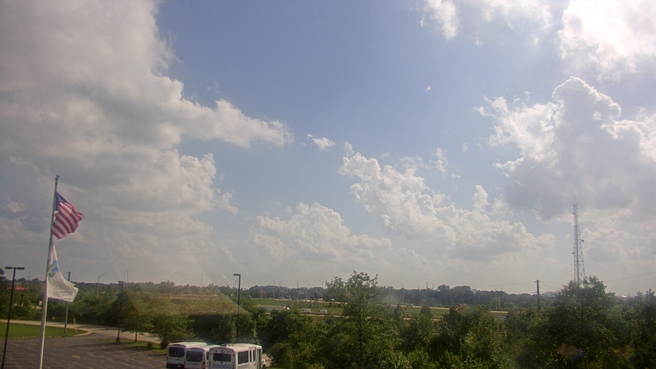 Thumbnail for current weather camera view from Lemont Twp Community Center in Lemont, Illinois