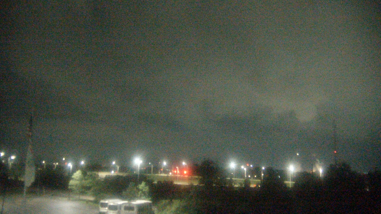 Thumbnail for current weather camera view from Lemont Twp Community Center in Lemont, Illinois