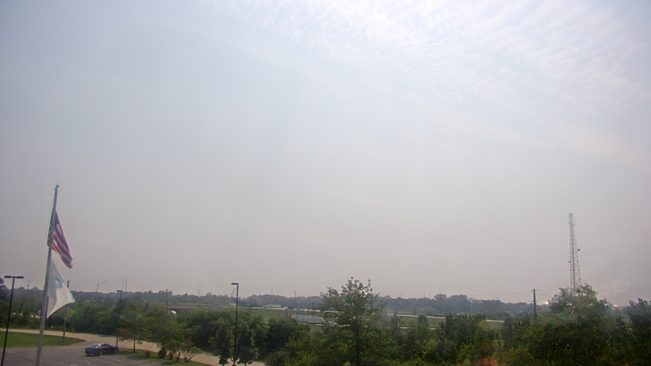 Thumbnail for current weather camera view from Lemont Twp Community Center in Lemont, Illinois