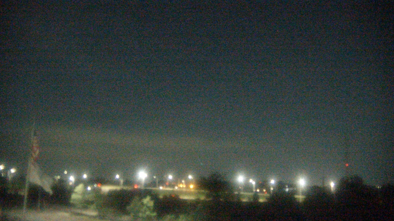 Thumbnail for current weather camera view from Lemont Twp Community Center in Lemont, Illinois