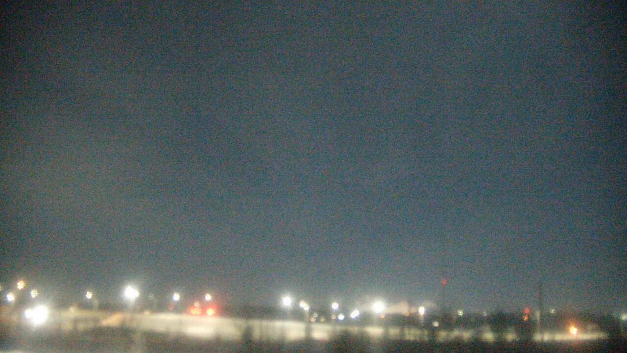 Thumbnail for current weather camera view from Lemont Twp Community Center in Lemont, Illinois