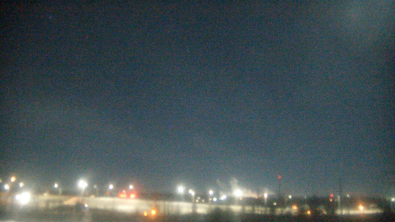 Thumbnail for current weather camera view from Lemont Twp Community Center in Lemont, Illinois