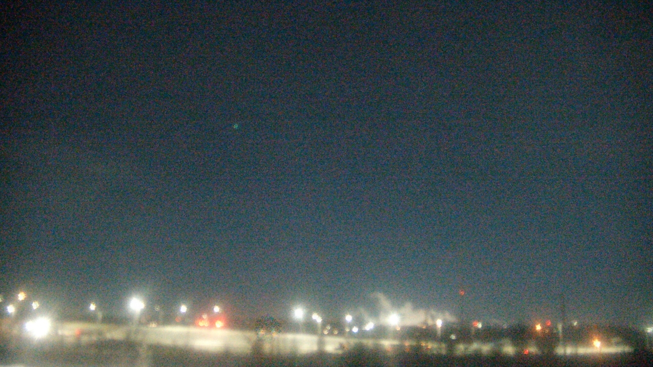 Thumbnail for current weather camera view from Lemont Twp Community Center in Lemont, Illinois