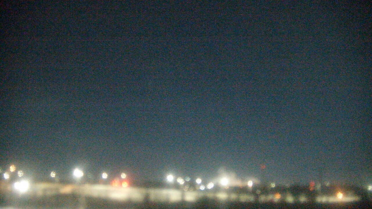 Thumbnail for current weather camera view from Lemont Twp Community Center in Lemont, Illinois