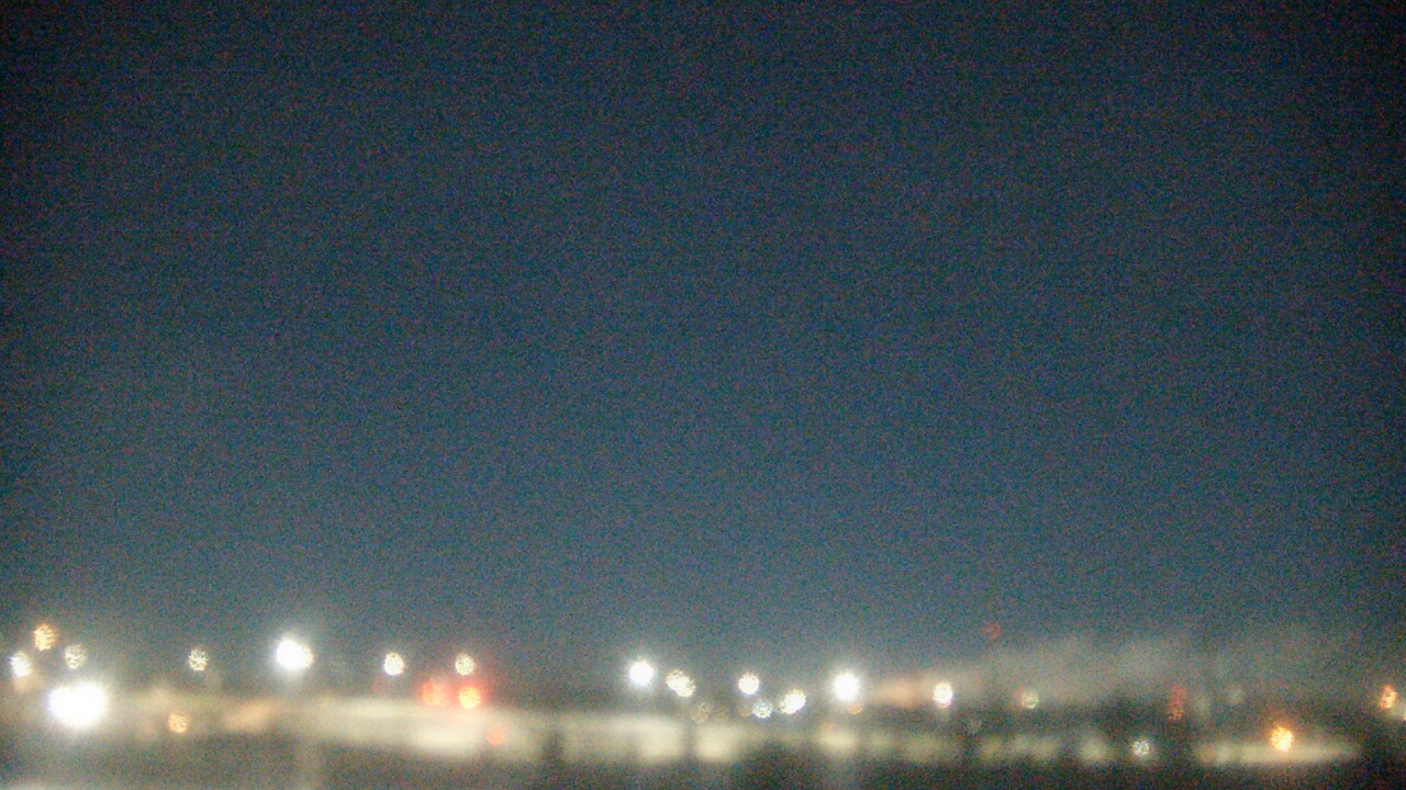 Thumbnail for current weather camera view from Lemont Twp Community Center in Lemont, Illinois