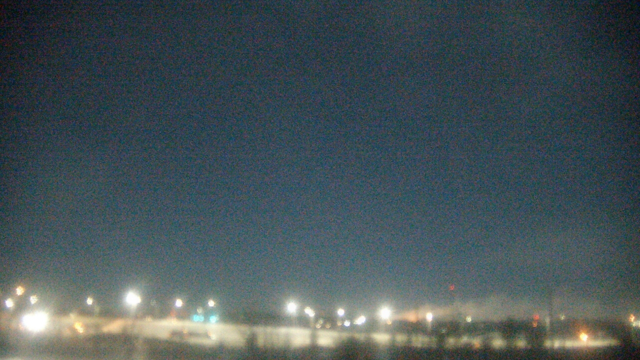 Thumbnail for current weather camera view from Lemont Twp Community Center in Lemont, Illinois