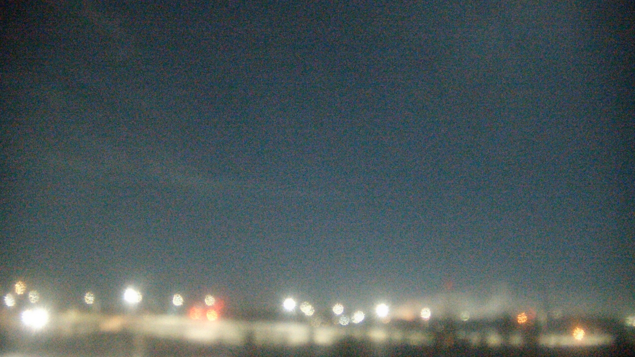 Thumbnail for current weather camera view from Lemont Twp Community Center in Lemont, Illinois