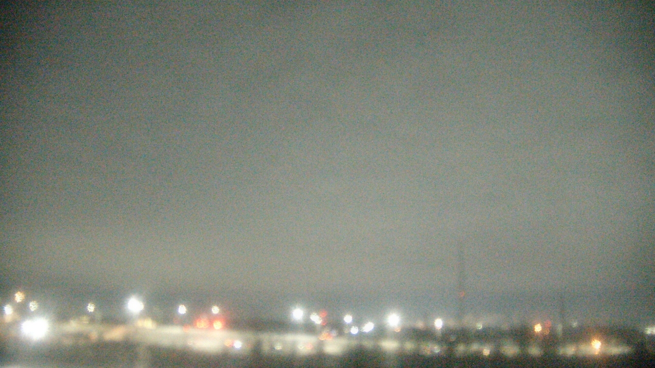 Thumbnail for current weather camera view from Lemont Twp Community Center in Lemont, Illinois