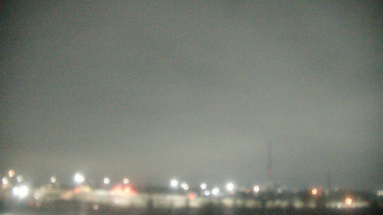 Thumbnail for current weather camera view from Lemont Twp Community Center in Lemont, Illinois