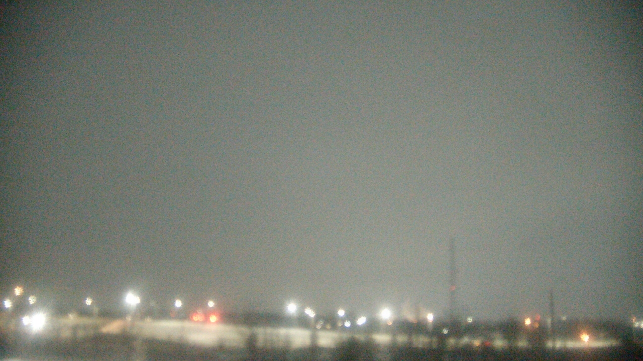 Thumbnail for current weather camera view from Lemont Twp Community Center in Lemont, Illinois