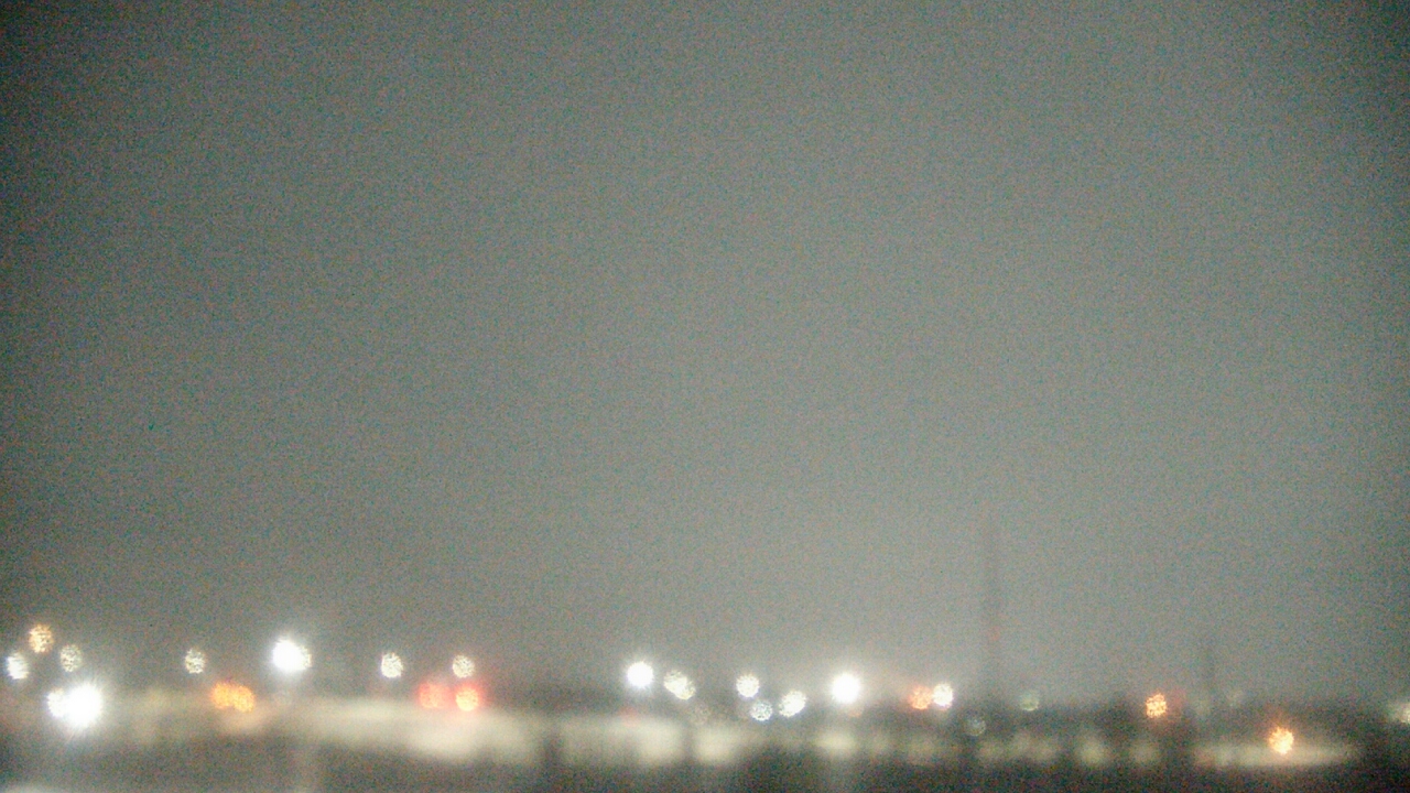 Thumbnail for current weather camera view from Lemont Twp Community Center in Lemont, Illinois