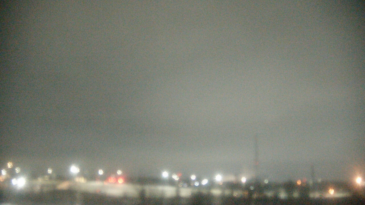 Thumbnail for current weather camera view from Lemont Twp Community Center in Lemont, Illinois