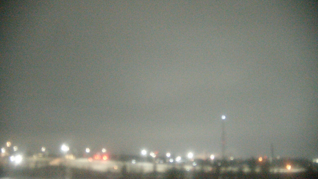 Thumbnail for current weather camera view from Lemont Twp Community Center in Lemont, Illinois