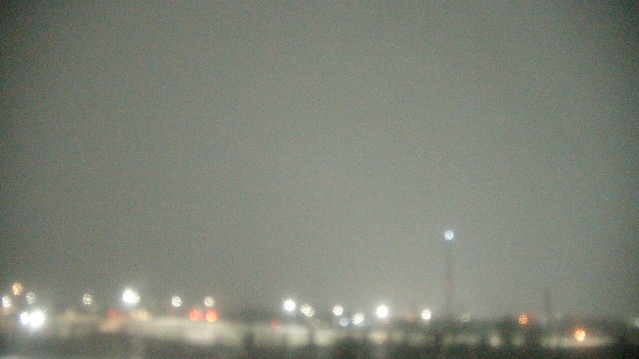 Thumbnail for current weather camera view from Lemont Twp Community Center in Lemont, Illinois