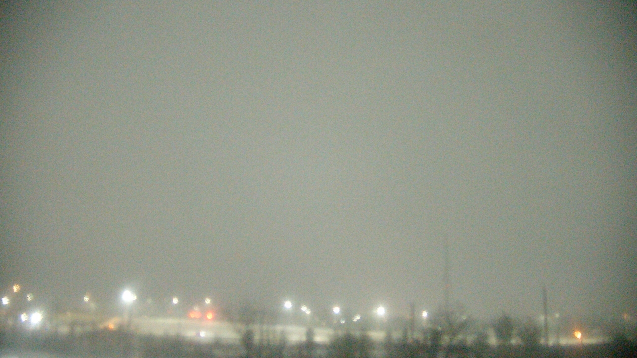 Thumbnail for current weather camera view from Lemont Twp Community Center in Lemont, Illinois