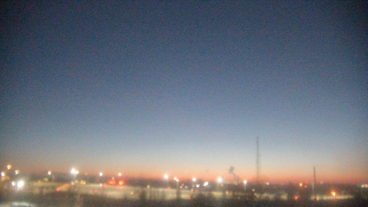 Thumbnail for current weather camera view from Lemont Twp Community Center in Lemont, Illinois