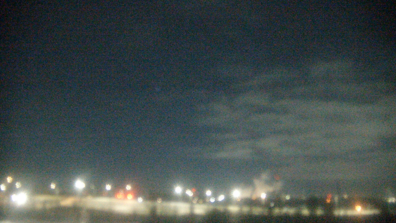 Thumbnail for current weather camera view from Lemont Twp Community Center in Lemont, Illinois