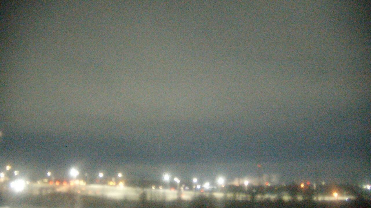 Thumbnail for current weather camera view from Lemont Twp Community Center in Lemont, Illinois