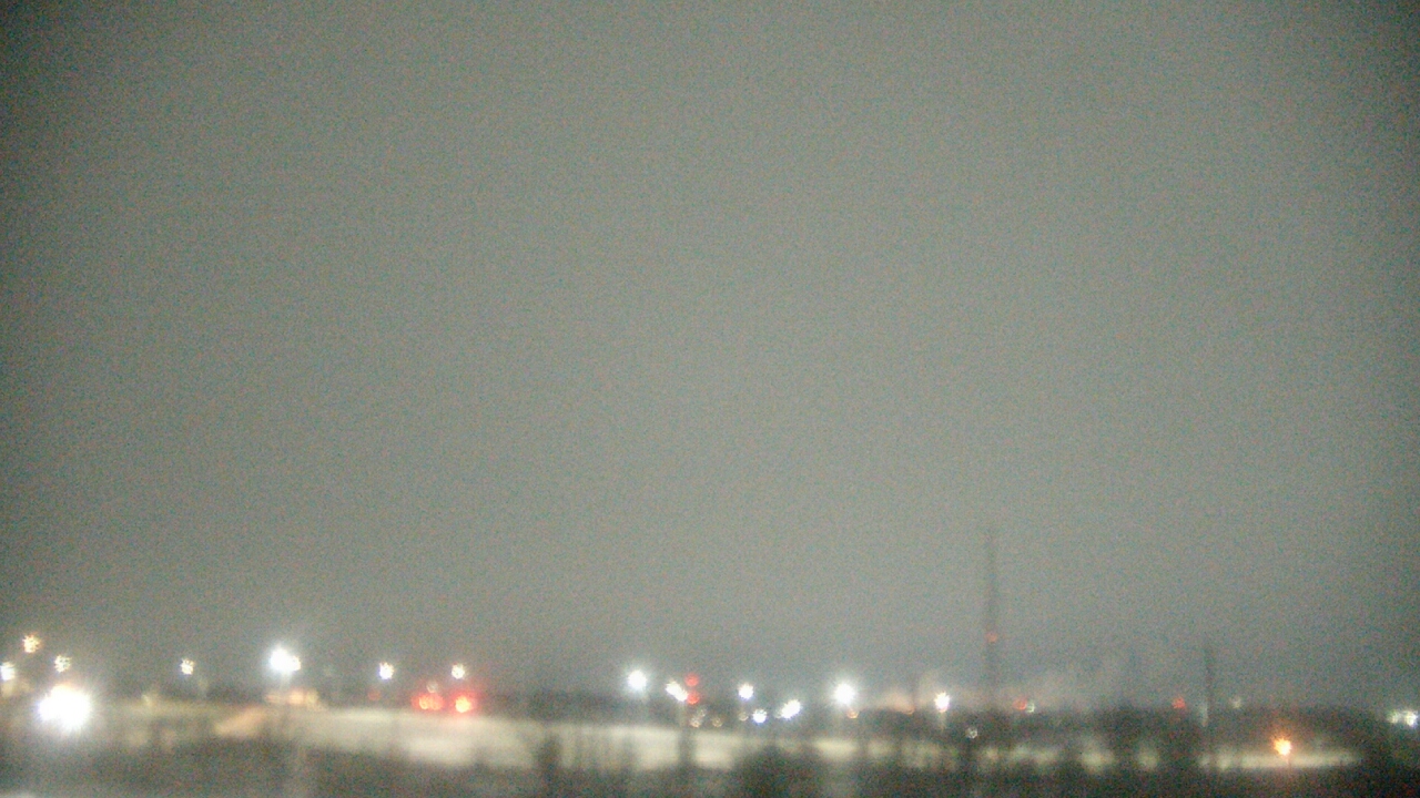 Thumbnail for current weather camera view from Lemont Twp Community Center in Lemont, Illinois