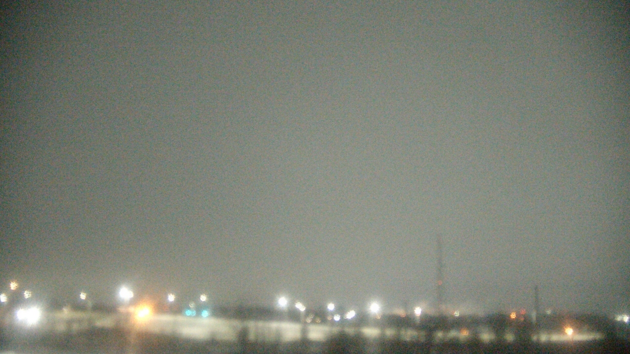 Thumbnail for current weather camera view from Lemont Twp Community Center in Lemont, Illinois