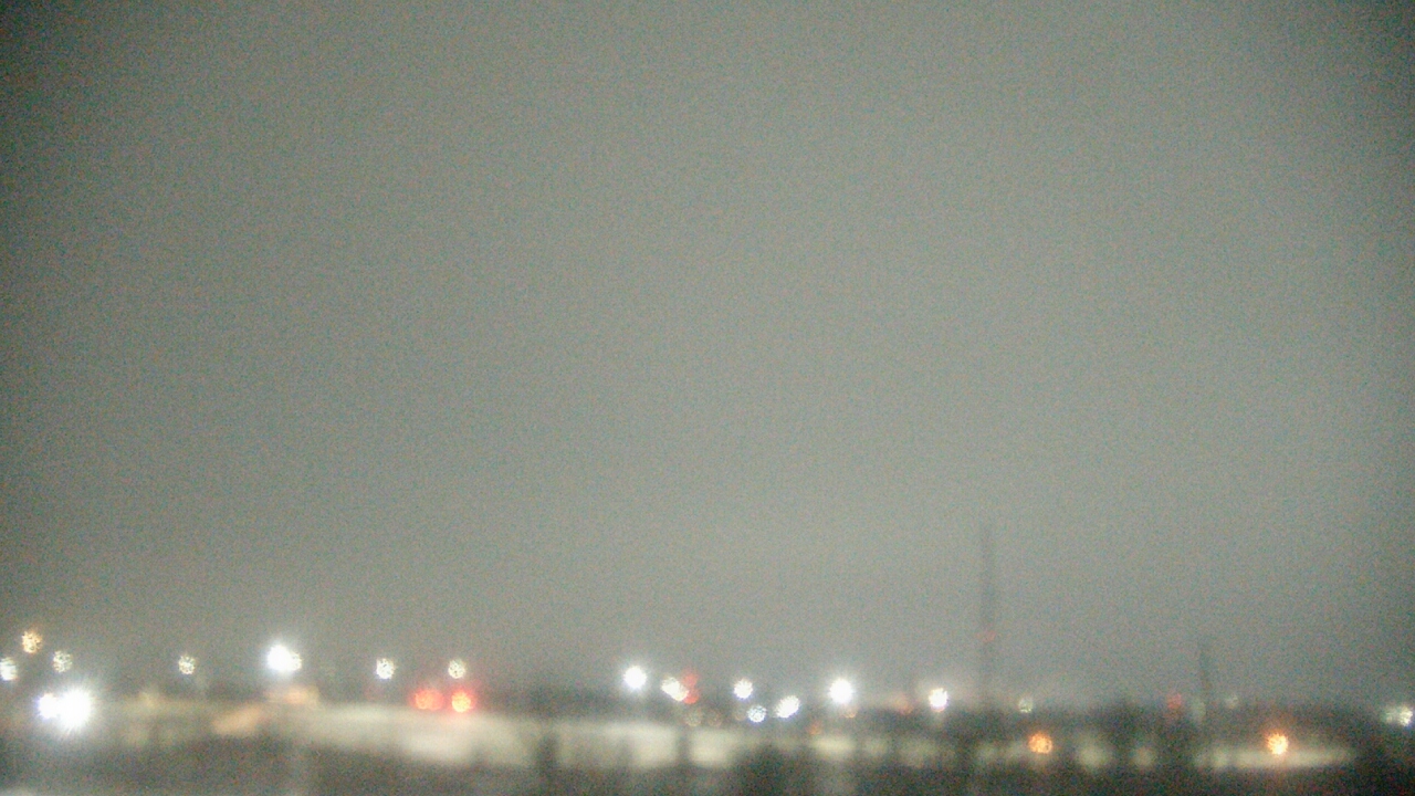 Thumbnail for current weather camera view from Lemont Twp Community Center in Lemont, Illinois