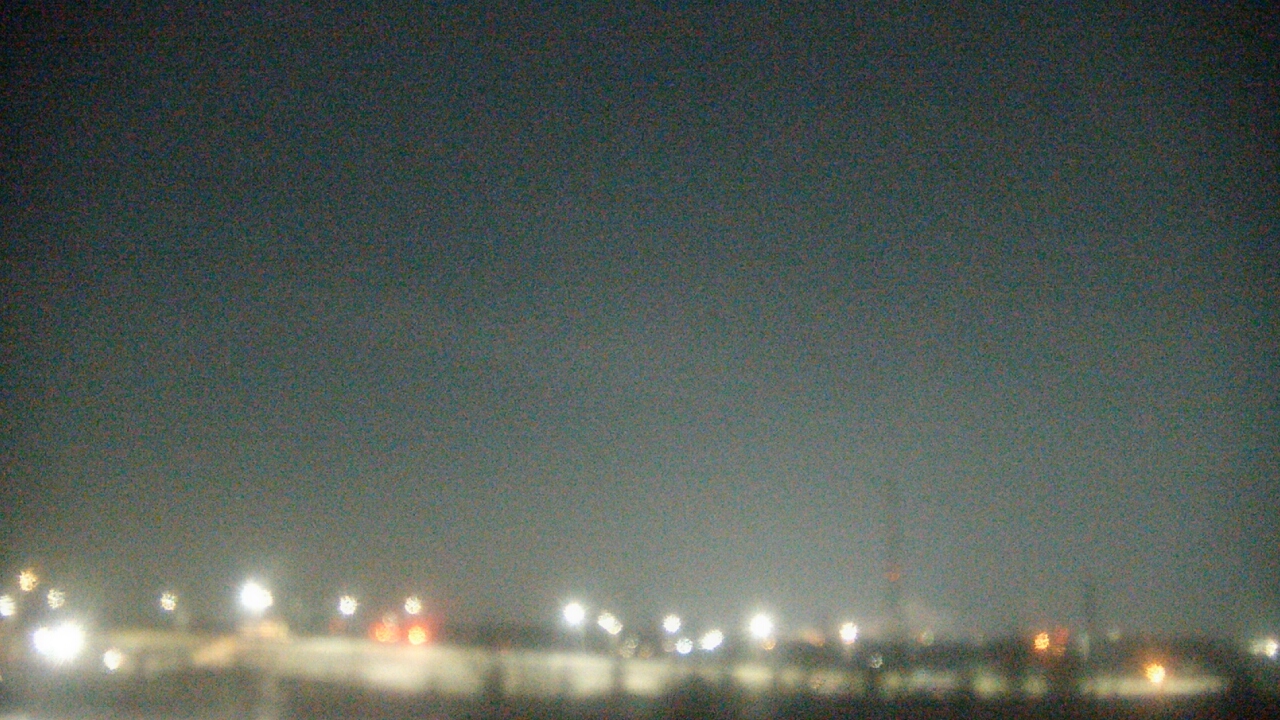 Thumbnail for current weather camera view from Lemont Twp Community Center in Lemont, Illinois