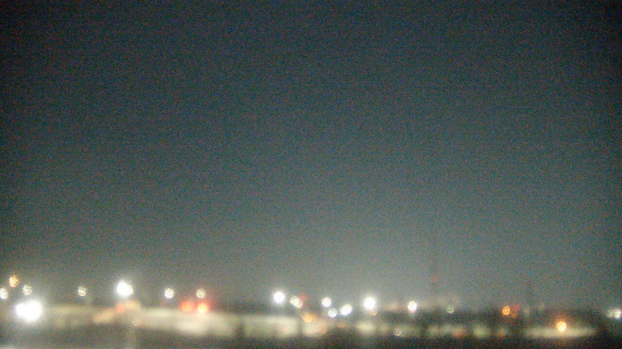 Thumbnail for current weather camera view from Lemont Twp Community Center in Lemont, Illinois