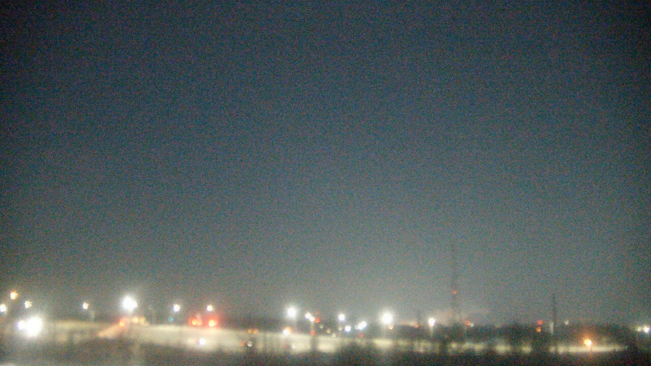 Thumbnail for current weather camera view from Lemont Twp Community Center in Lemont, Illinois