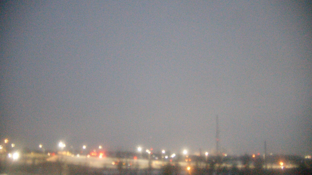 Thumbnail for current weather camera view from Lemont Twp Community Center in Lemont, Illinois