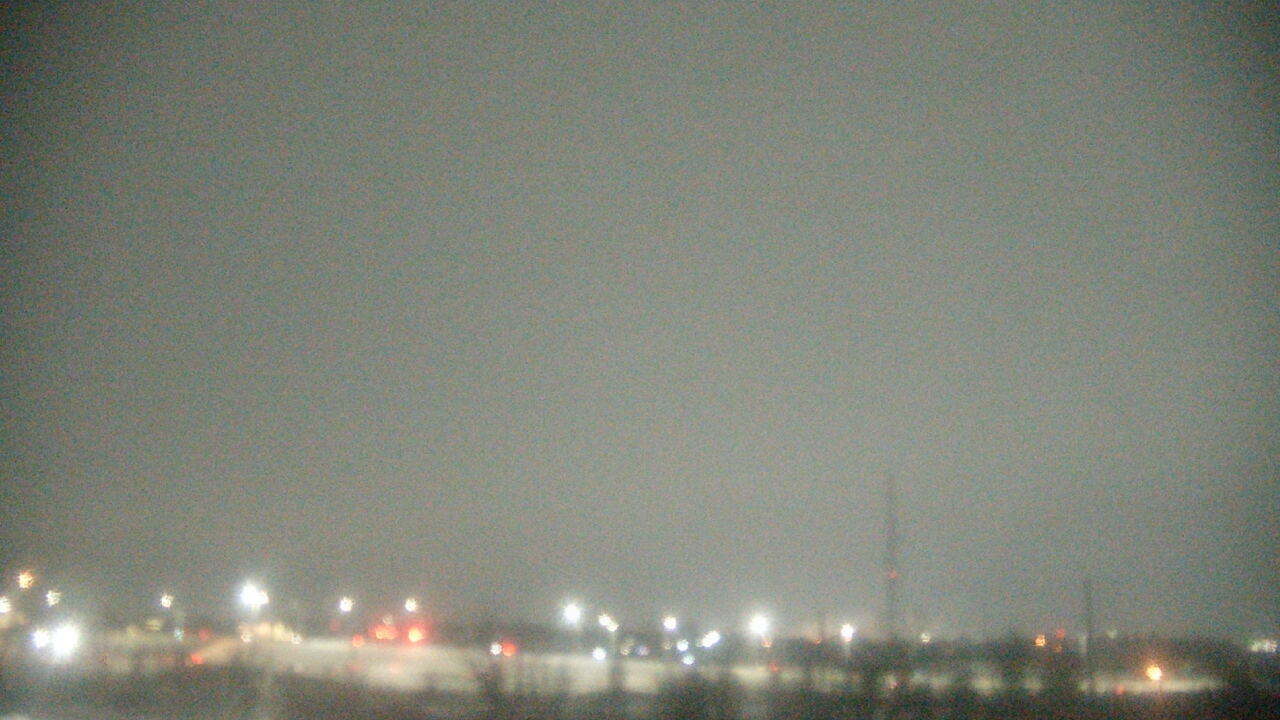 Thumbnail for current weather camera view from Lemont Twp Community Center in Lemont, Illinois